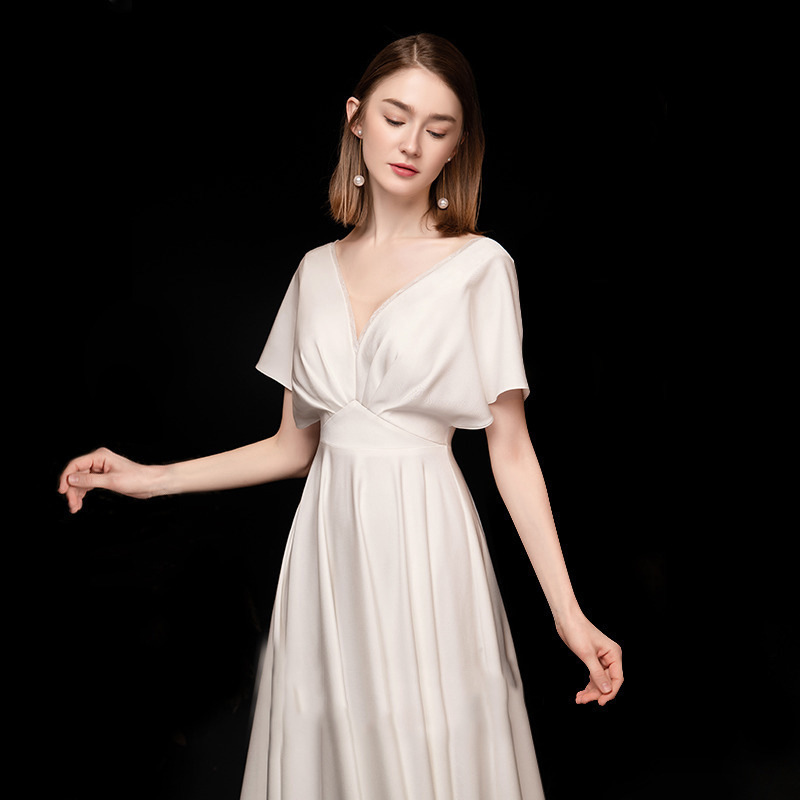 e2576a51-ed18-4430-a9be-44580f67cb15.jpg